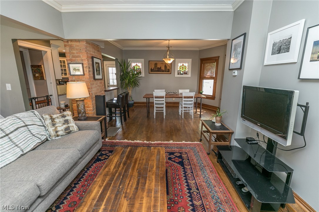 Forest Hill - Residential