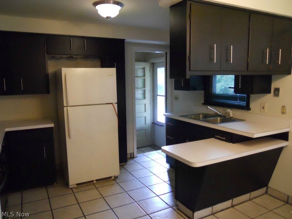 I Valley Stream 6 - Residential Income