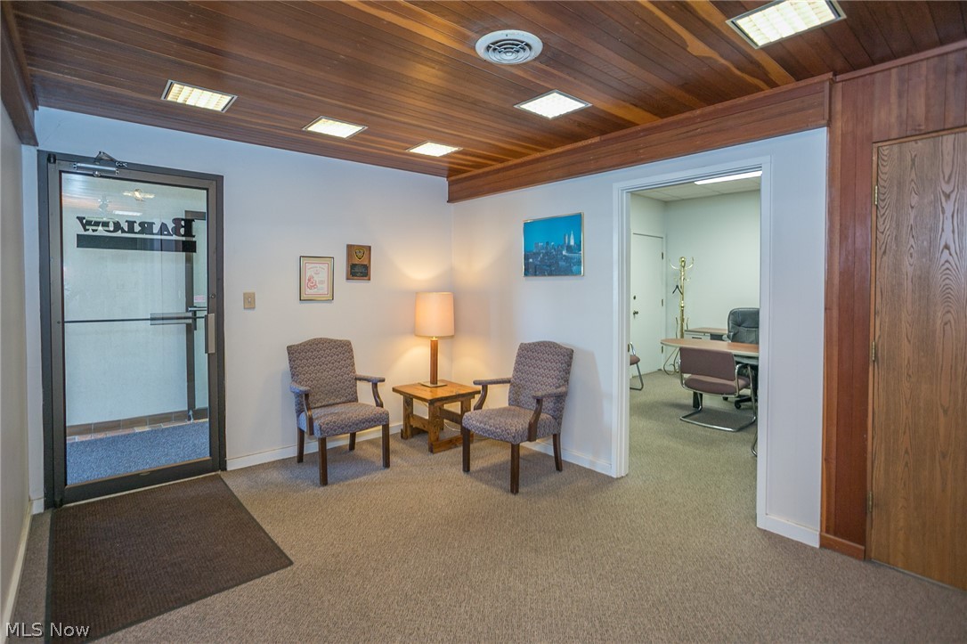 Strongsville - Commercial Sale