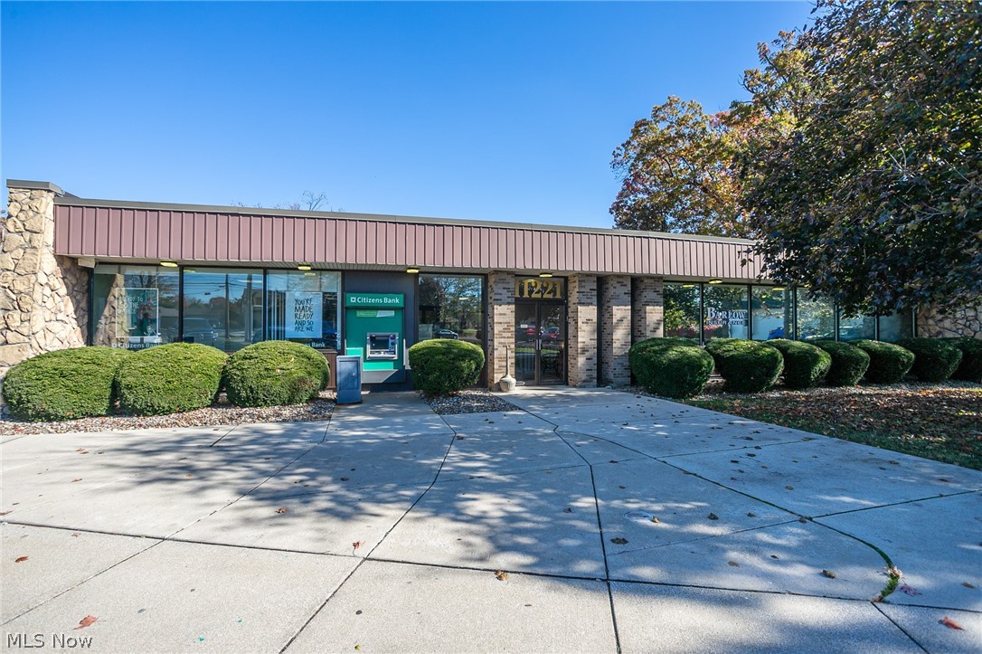 Strongsville - Commercial Sale
