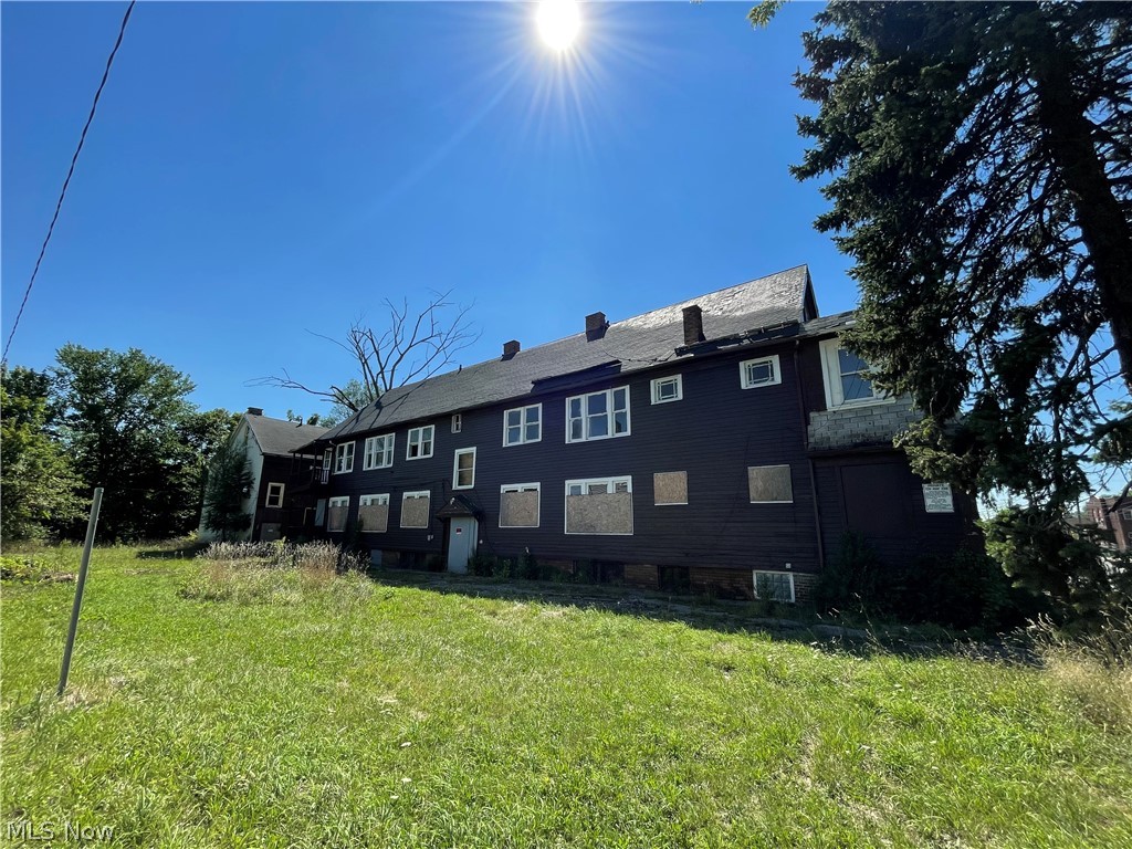 Peter & Caroline Rays Sub - Residential