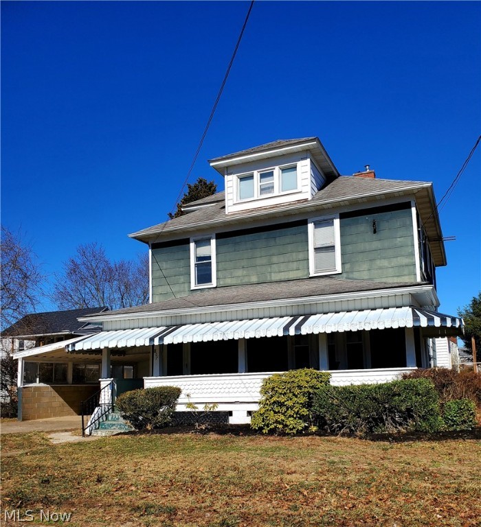 Home is located in a convenient Vienna location with flat level yard on a corner lot. The home has 4 bedrooms, 2 New baths, Updated HVAC, Hot Water Tank, Dishwasher and Range. Hardwoods under all carpet. 3rd floor attic lends itself to home office, art studio or exercise room