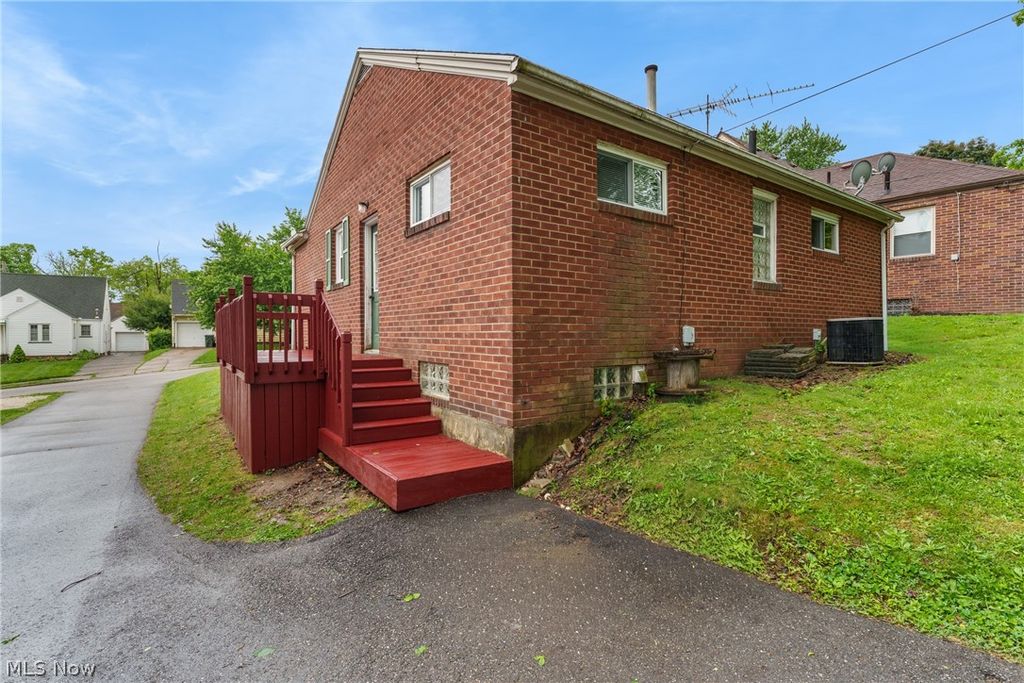 Photo of 1307 23rd Street NE, Canton, OH 44714 (MLS # 5212639)