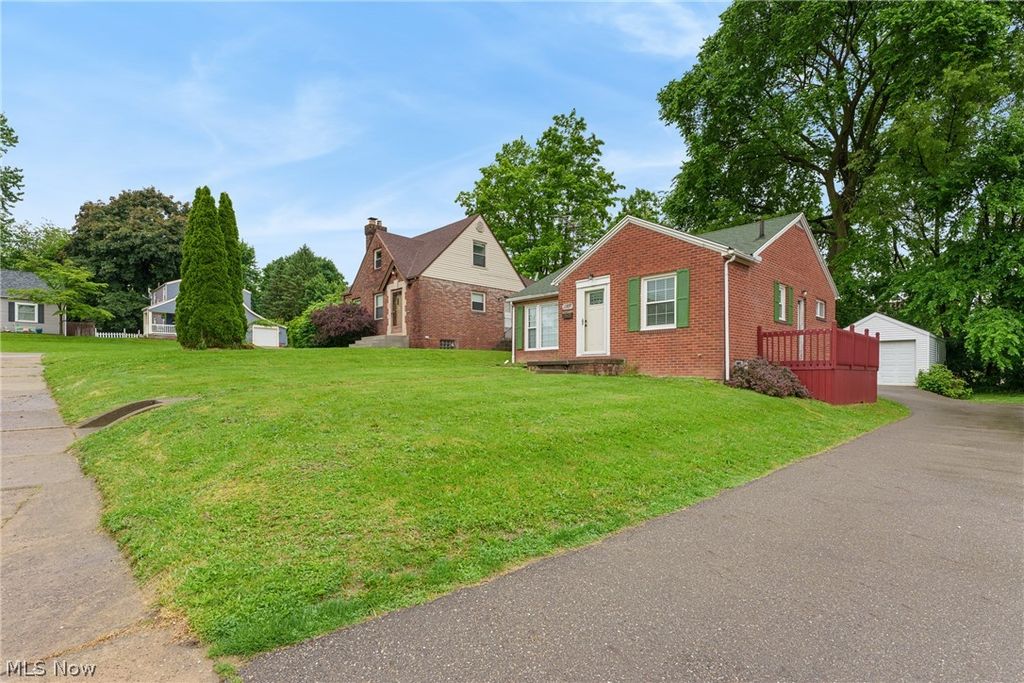 Photo of 1307 23rd Street NE, Canton, OH 44714 (MLS # 5212639)