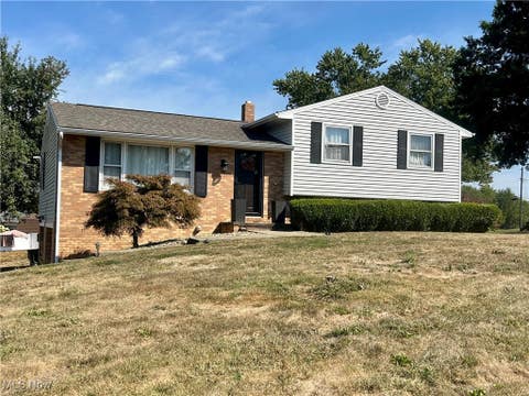 Photo for 3151 Knollridge Circle NE