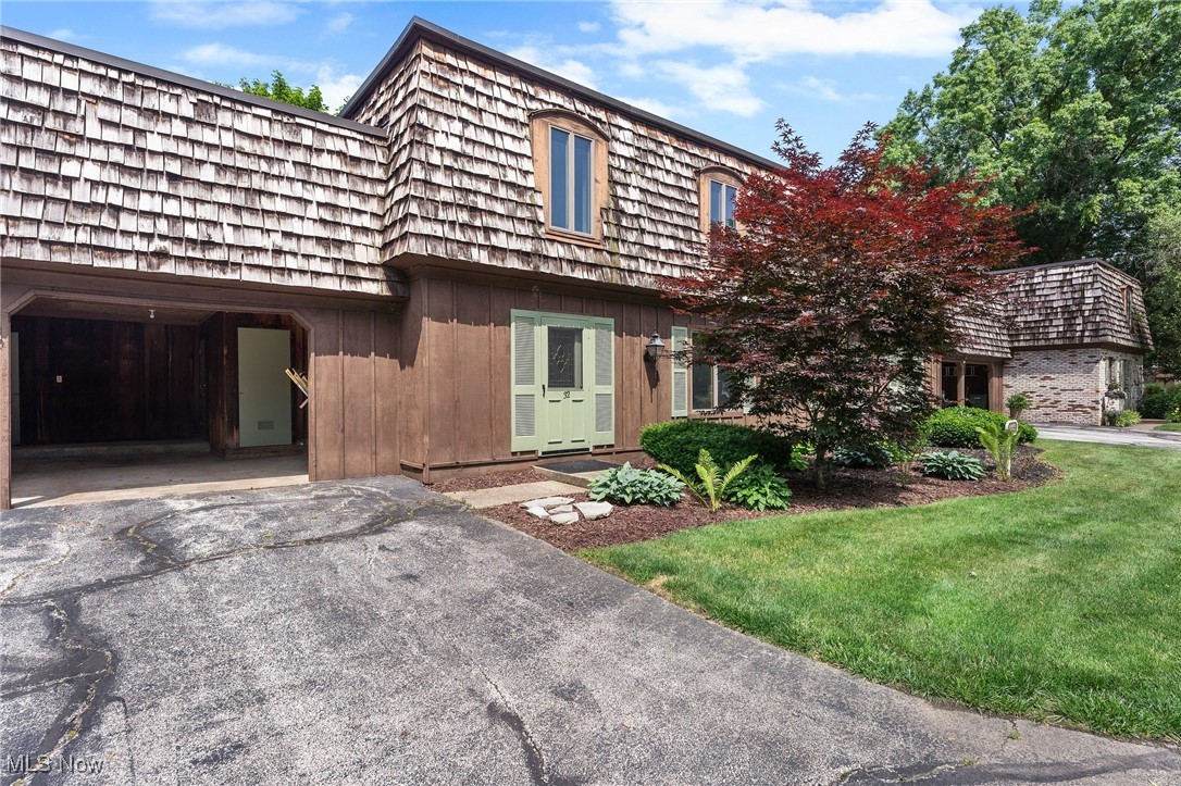 Gorgeous setting with lake and clubhouse! This Granger Lake townhome is located in Highland School District. Peaceful and private, this updated condo includes new flooring, fresh paint, new lighting, and updated kitchen and bath. Lovingly cared for, this 2 bedroom 1.5 bath is tucked away with open green space outside the backyard patio. Beautiful community with walking trails, 14 acre stocked lake, tennis courts, and a community clubhouse! Water, trash, snow removal, and landscaping are included in your monthly HOA! Prepare to feel like you are on vacation every day! Call today for a private tour. Let's make this home yours!