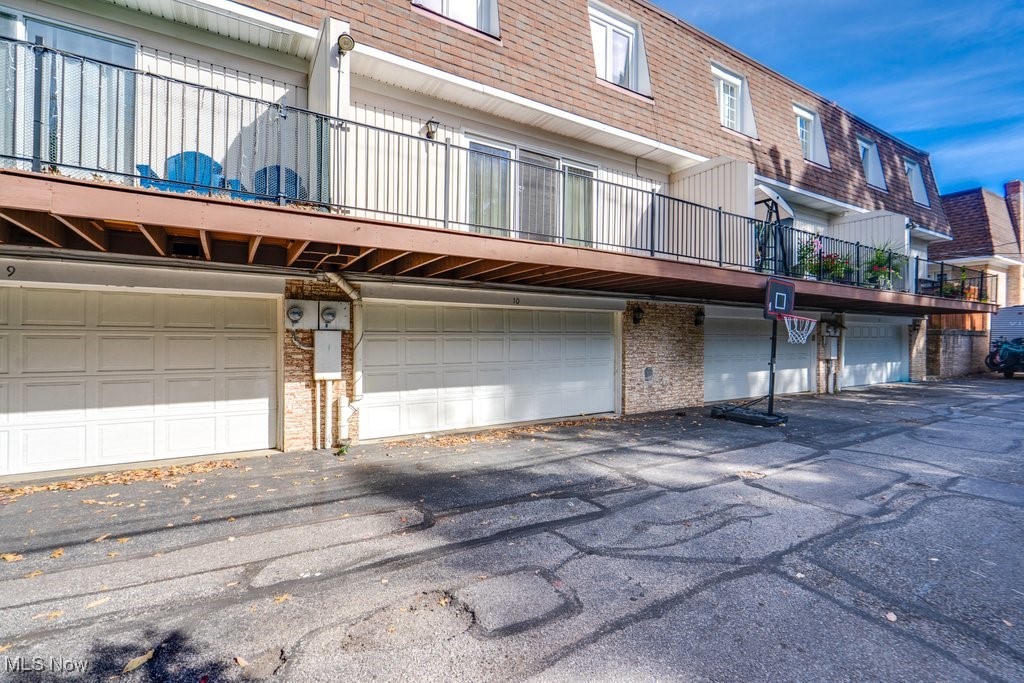 Concord Square Village Condo F - Residential