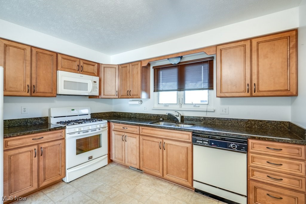 Concord Square Village Condo F - Residential