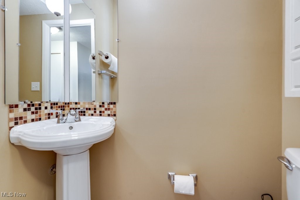 Concord Square Village Condo F - Residential