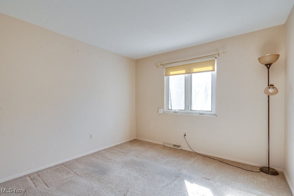 Concord Square Village Condo F - Residential