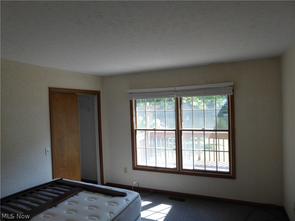 Lakeside Condos/King James Nor - Residential