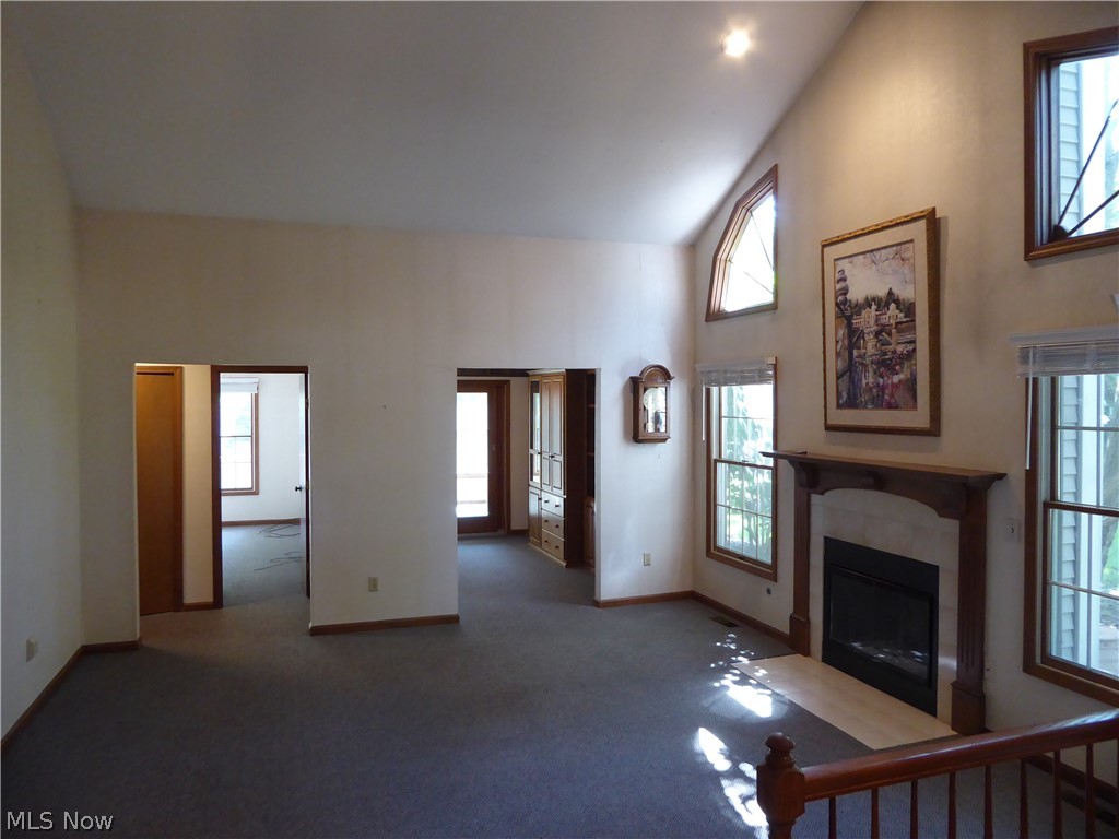 Lakeside Condos/King James Nor - Residential