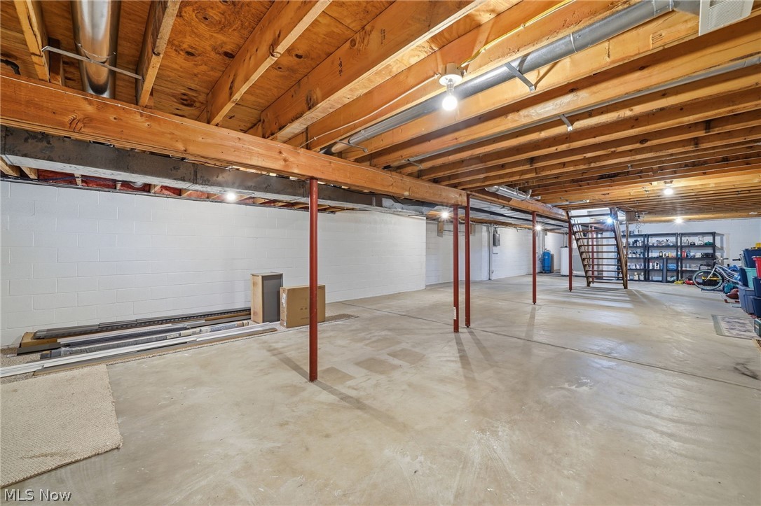 Williamsburg Village Estates - Residential