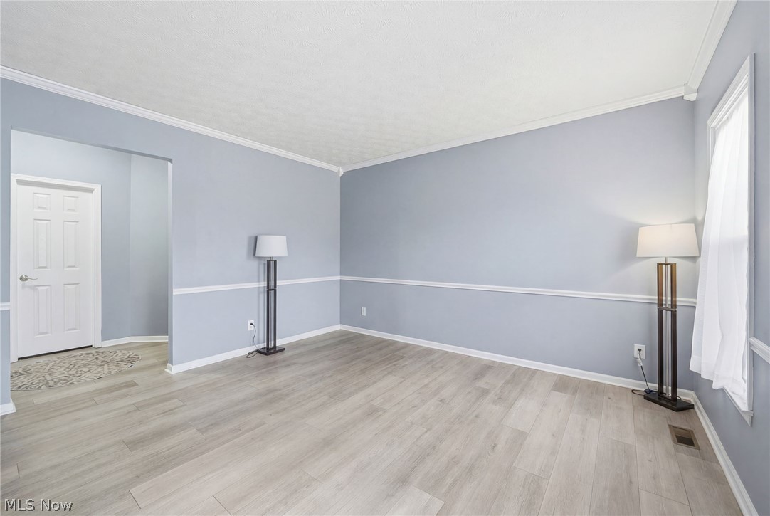 Williamsburg Village Estates - Residential