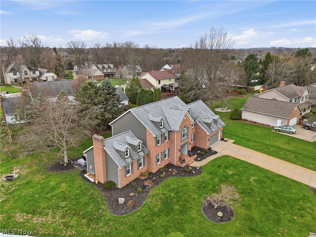 Williamsburg Village Estates - Residential