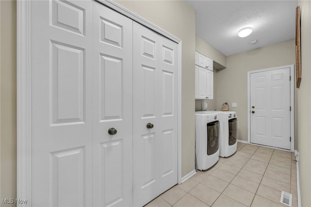 Vista Lago Condo - Residential