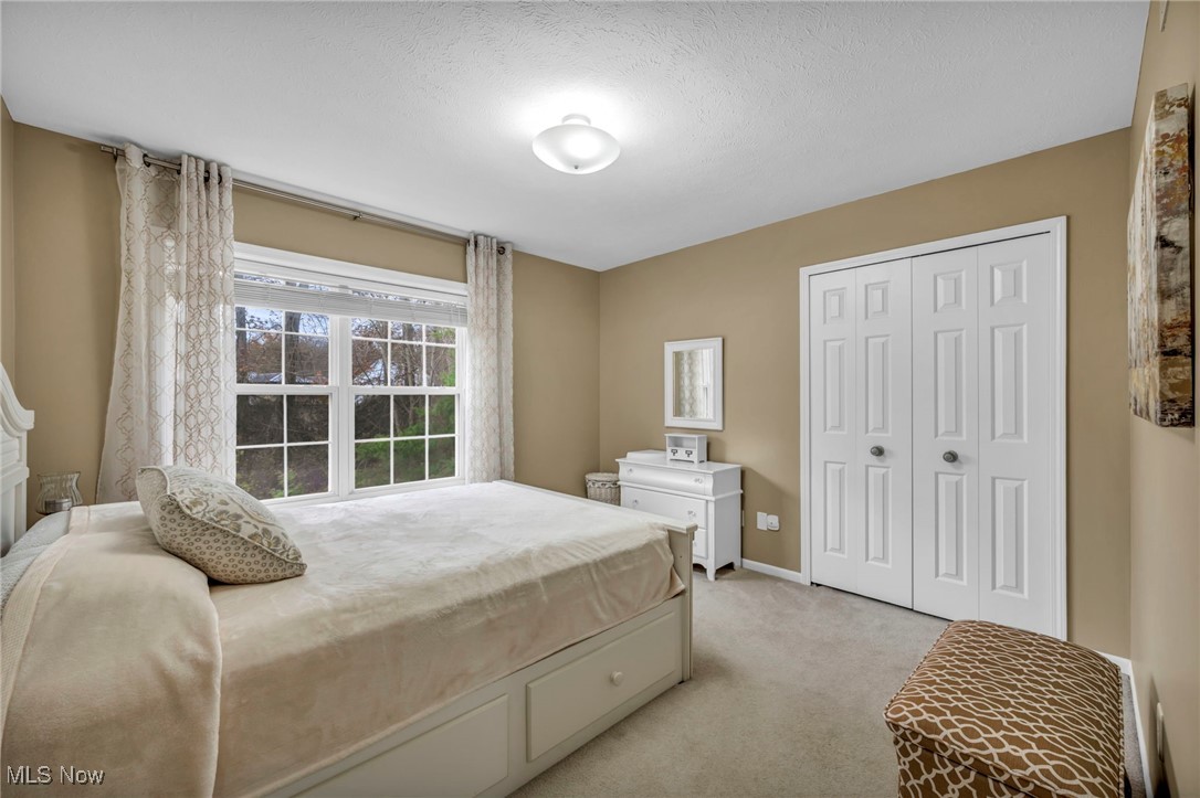 Vista Lago Condo - Residential