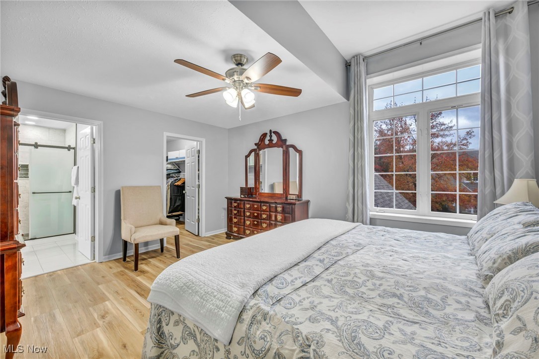 Vista Lago Condo - Residential