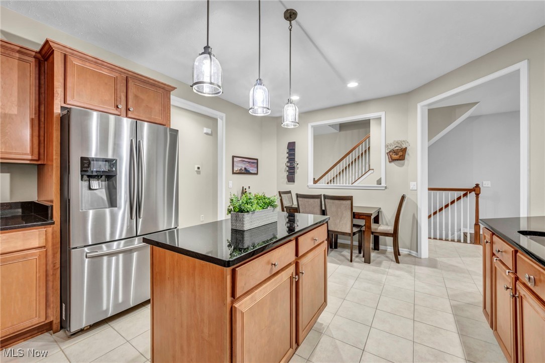 Vista Lago Condo - Residential