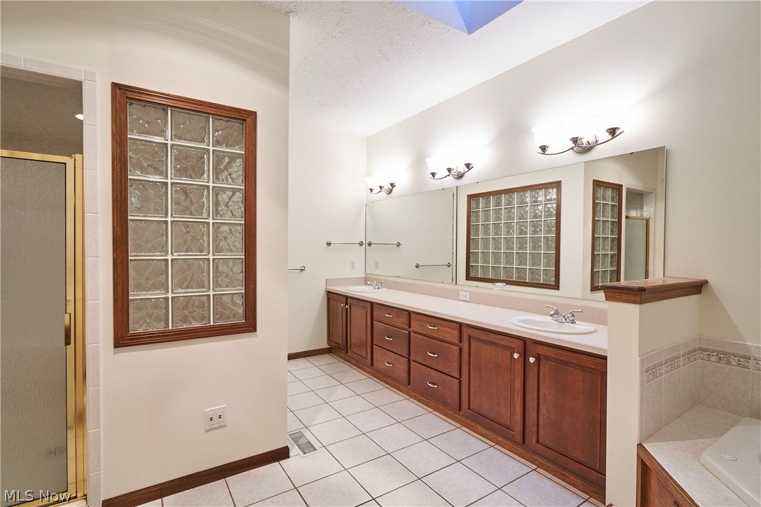 8369 Windsong Trail