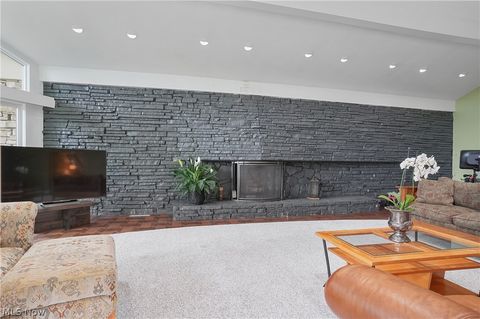 Tiny photo for 889 Eaton Avenue, Akron, OH 44303 (MLS # 5203332)