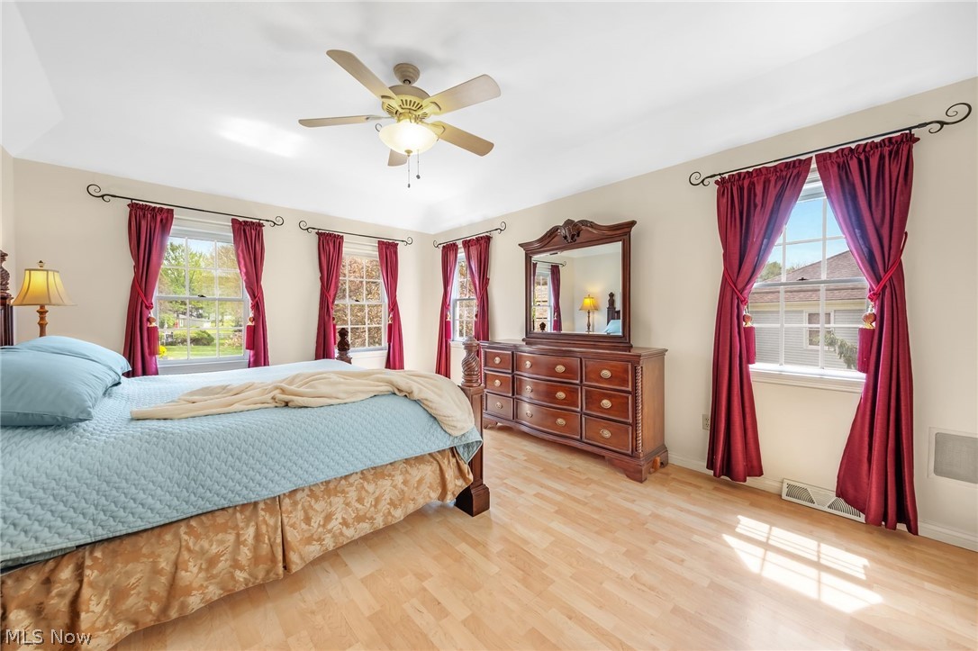Woods of Williamsburg - Residential