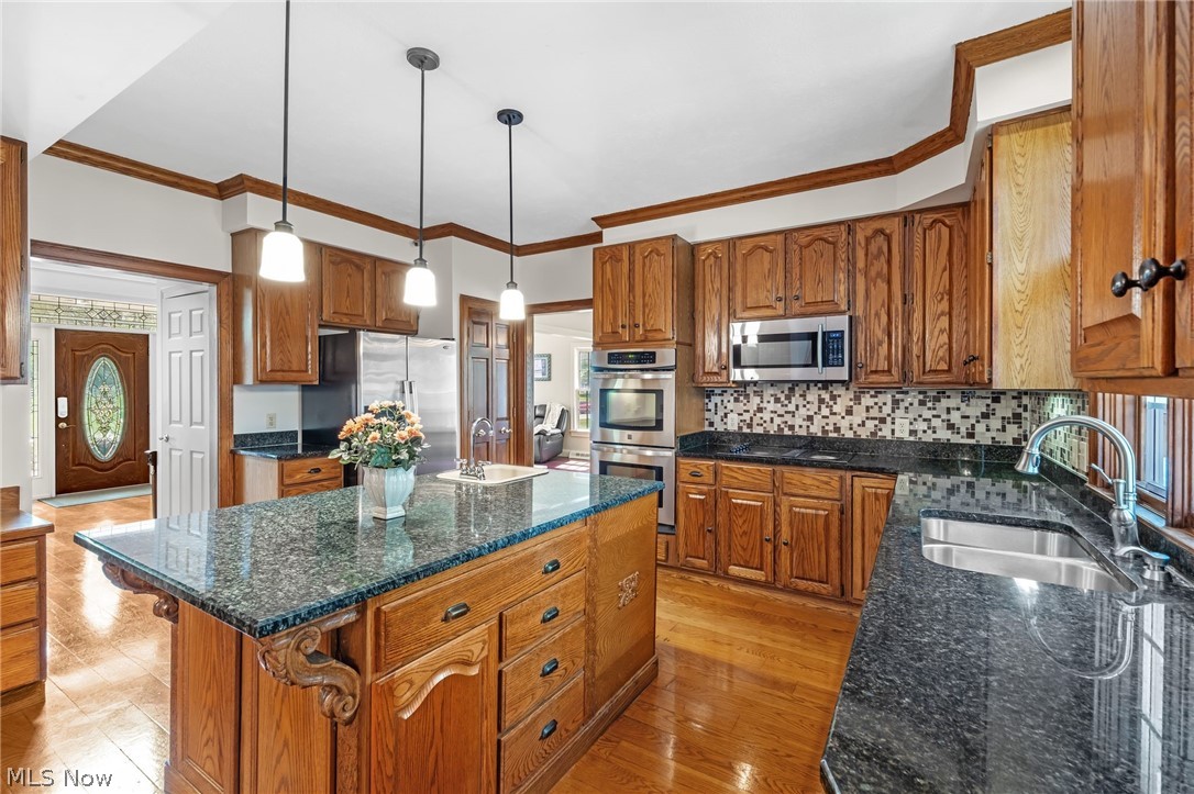 Woods of Williamsburg - Residential