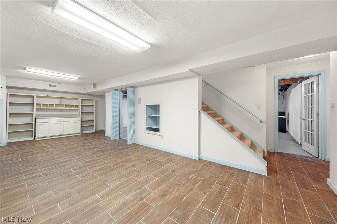 Woods of Williamsburg - Residential