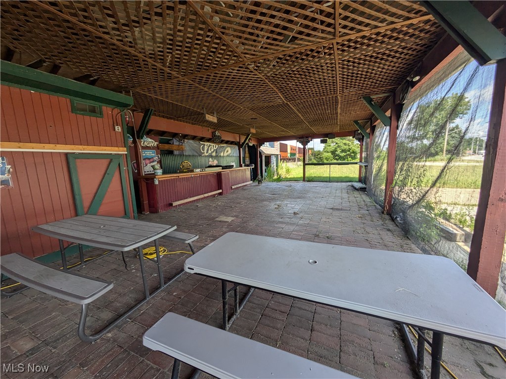 City/Mentor 08 - Commercial Sale