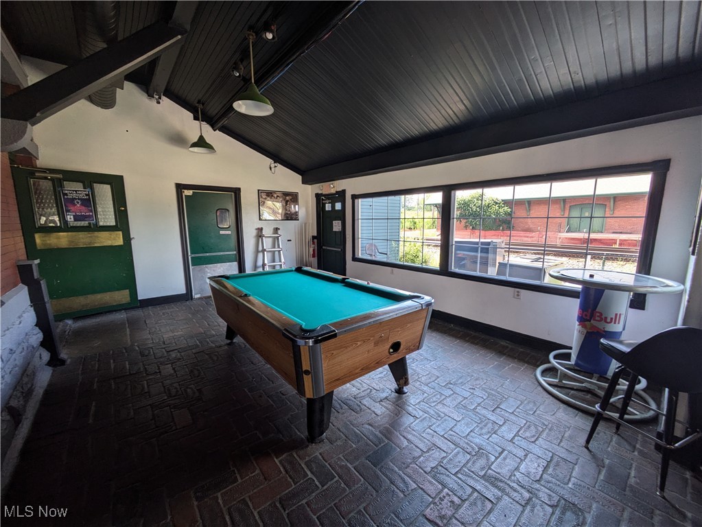 City/Mentor 08 - Commercial Sale