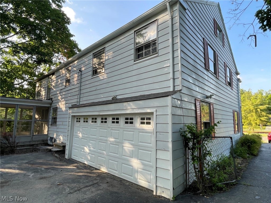 3170 Van Aken Boulevard