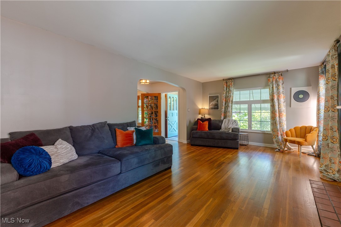 4541 South Hills Drive, Cleveland, Ohio image 6