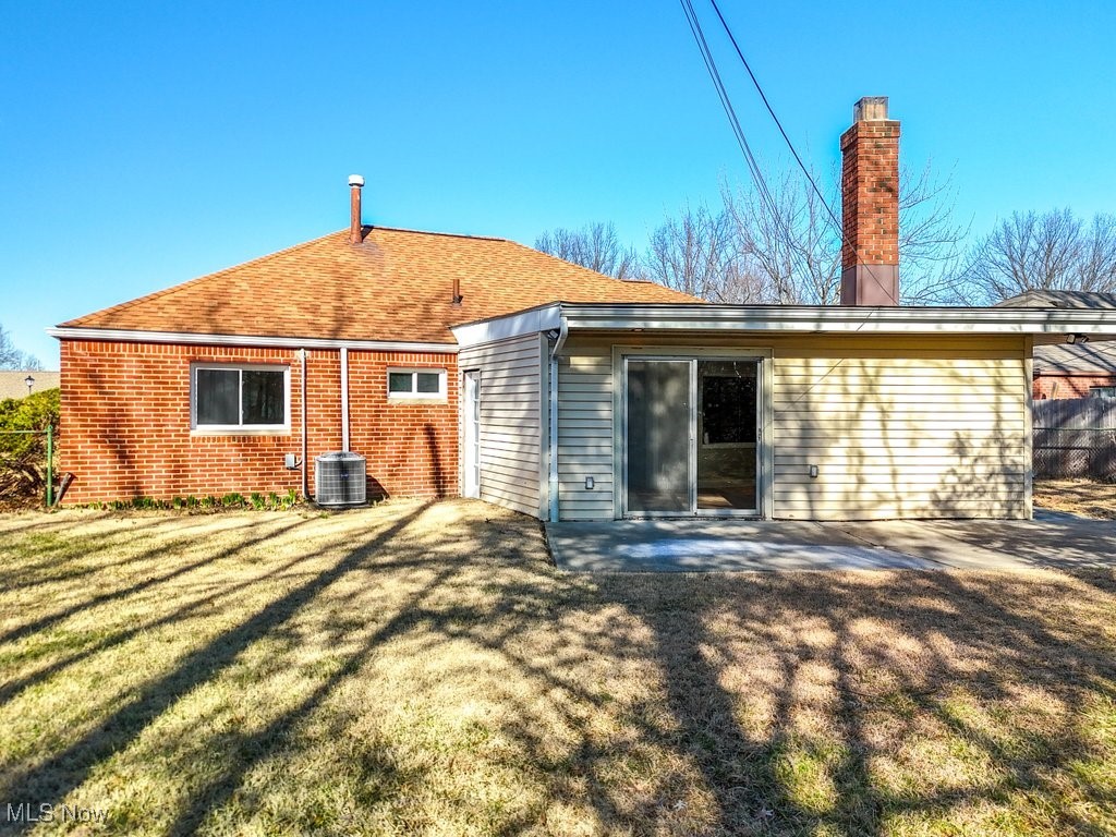 509 Walnut Drive, Euclid, Ohio image 29