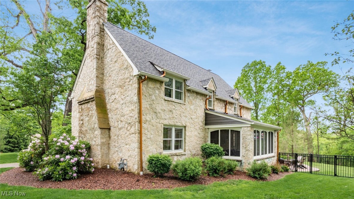 1251 Marwood Drive, Zanesville, Ohio image 9