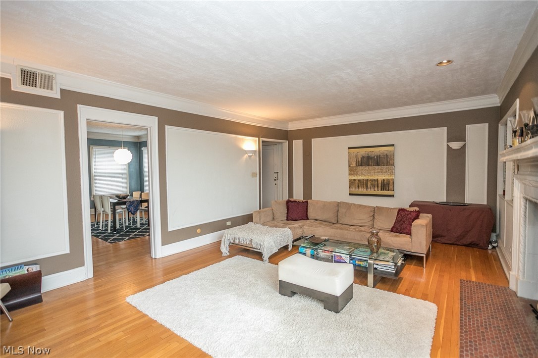 Cedar Glen Condo - Residential