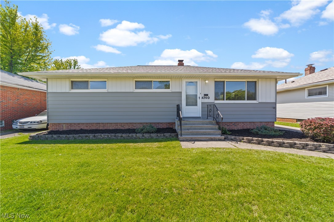 4760 Autumn Lane, Brooklyn, Ohio image 1