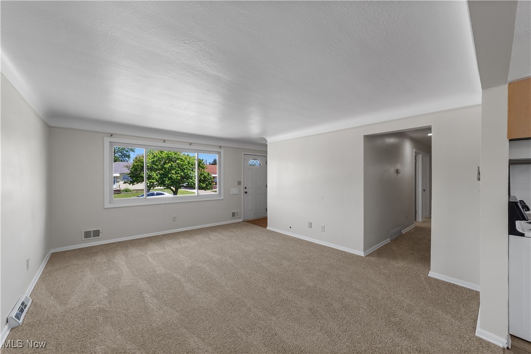 4760 Autumn Lane, Brooklyn, Ohio image 3