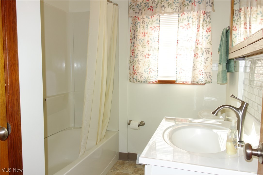 Long Lake Estate #1 - Residential