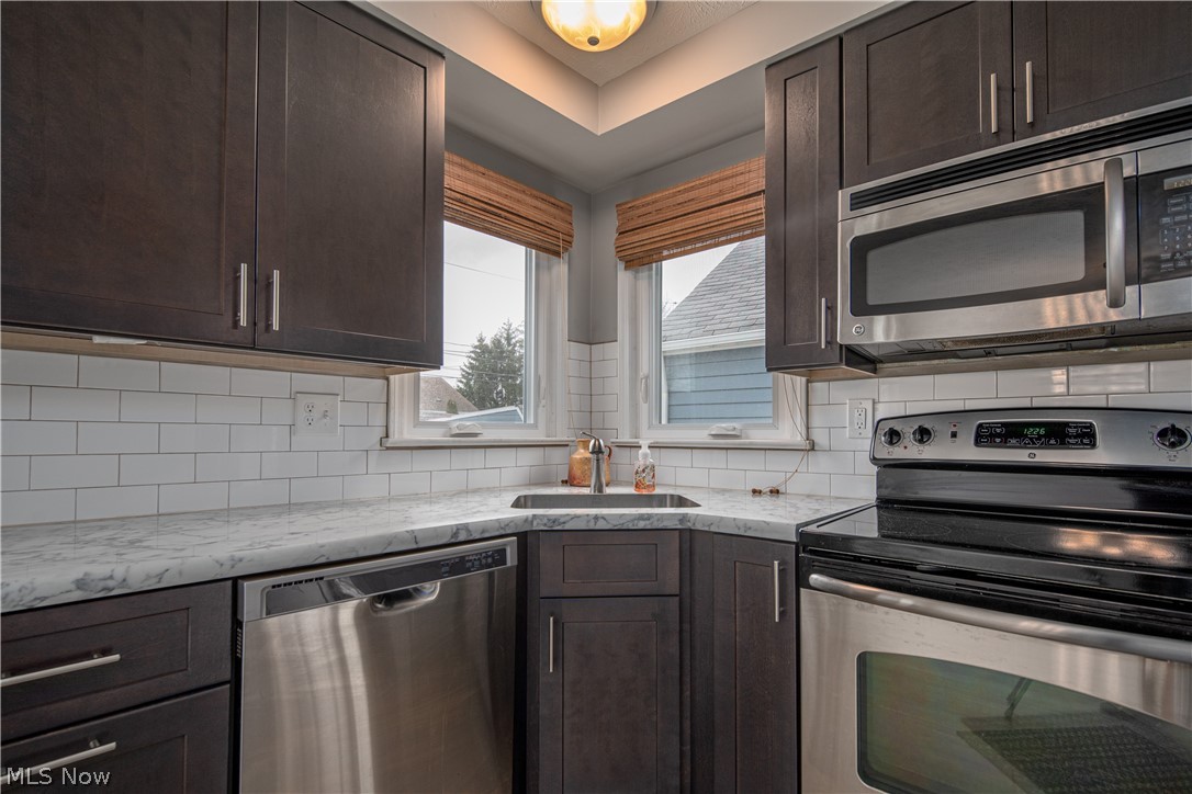 Ridgewood 02 - Residential