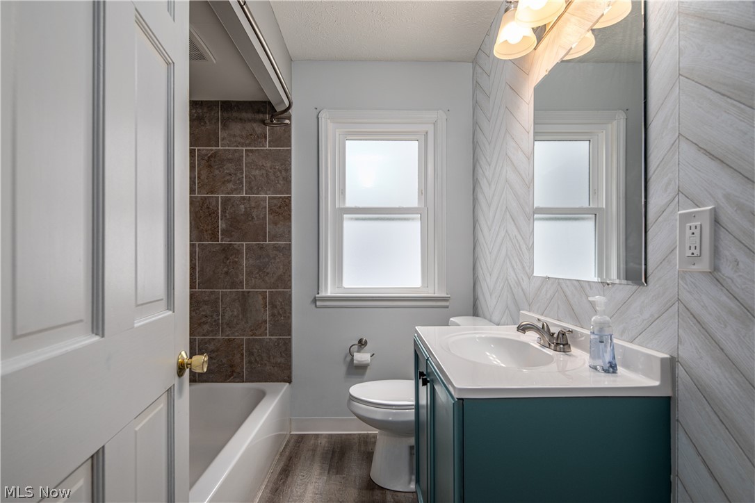 Ridgewood 02 - Residential