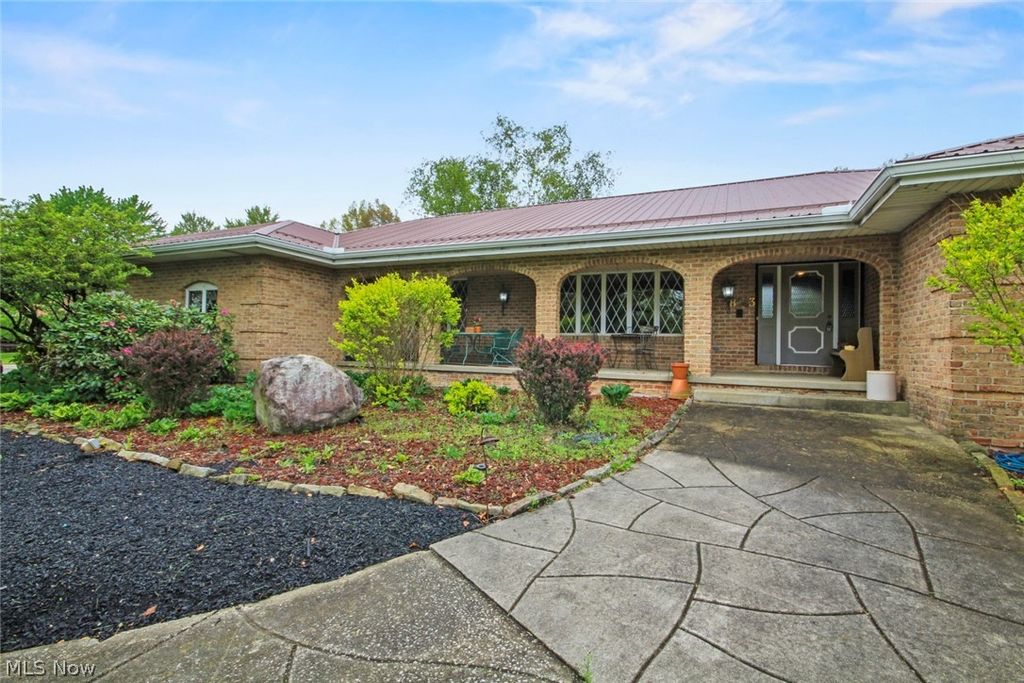 Photo of 8243 N Lima Road, Poland, OH 44514 (MLS # 5207498)