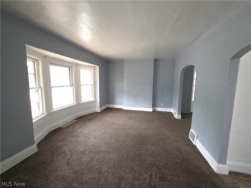 13609 Caine Avenue