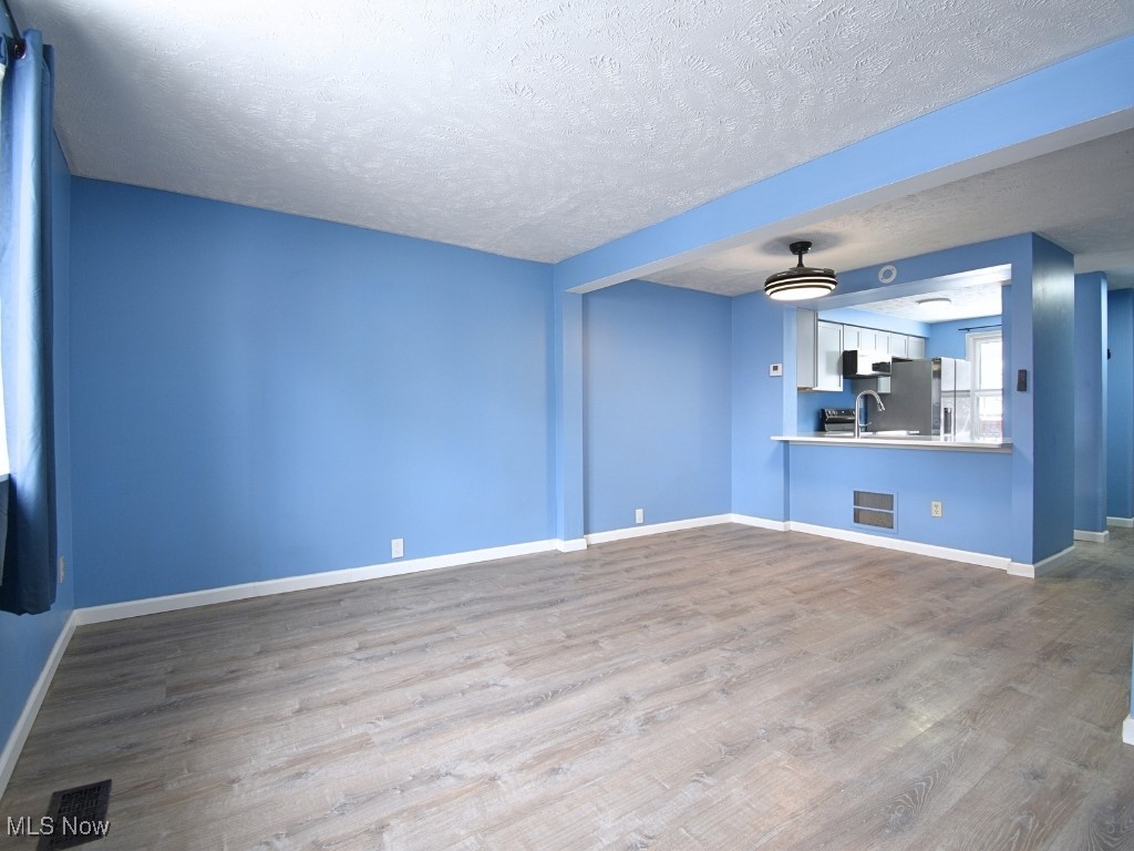 Coach Light Village Condo - Residential