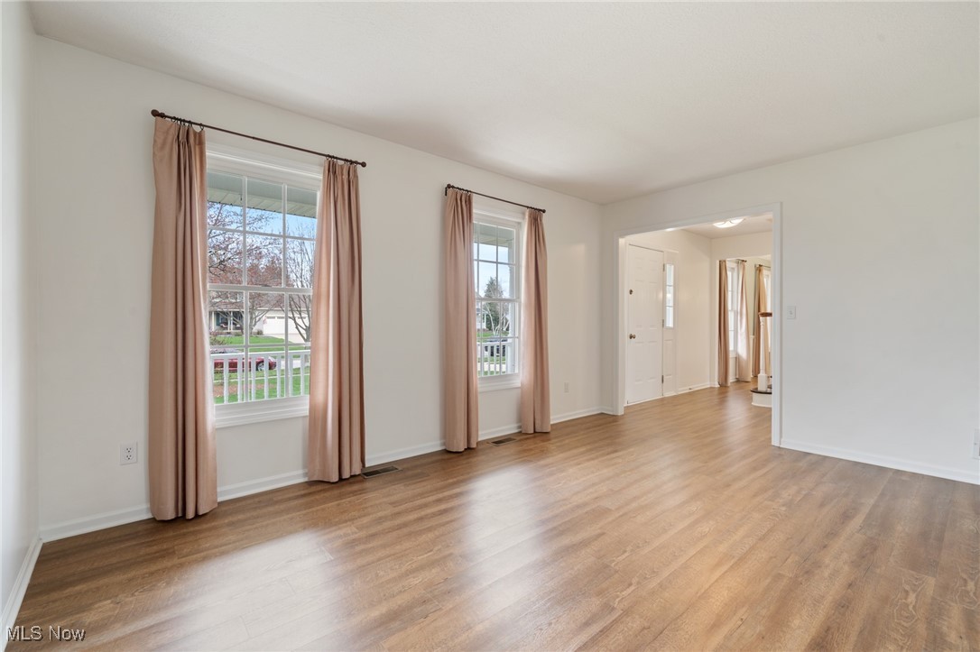 4509 Bunker Lane, Stow, Ohio image 6