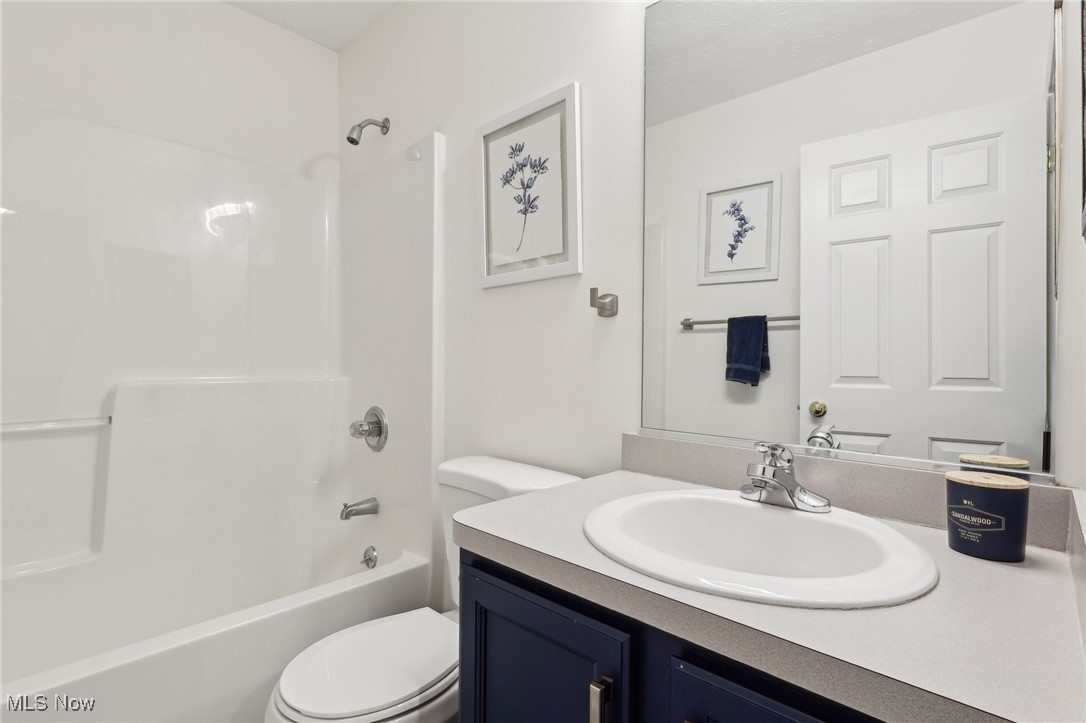 669 Jamestown Place, Medina, Ohio image 33