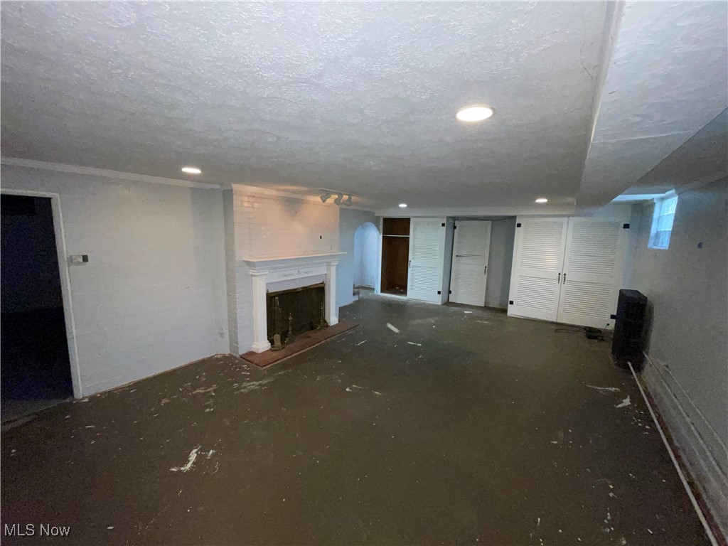 City/Youngstown - Residential