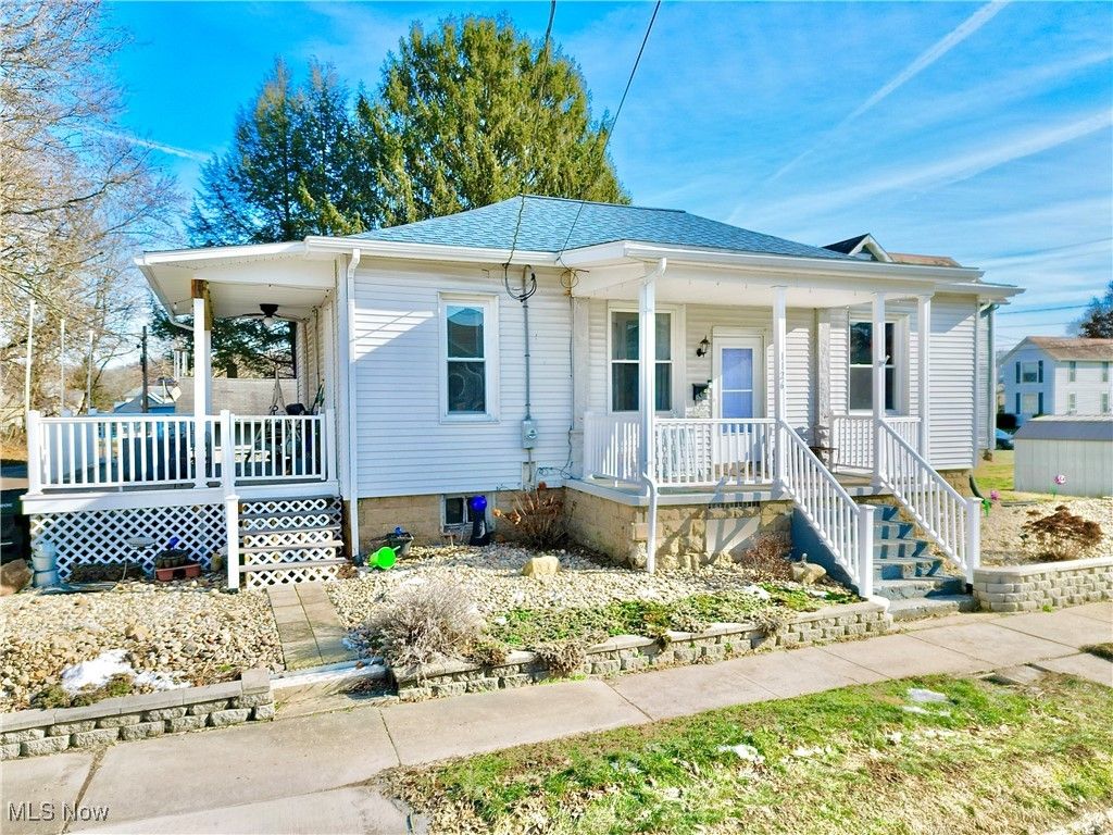 Photo of 1126 Melick Avenue, Zanesville, OH 43701 (MLS # 5183690)