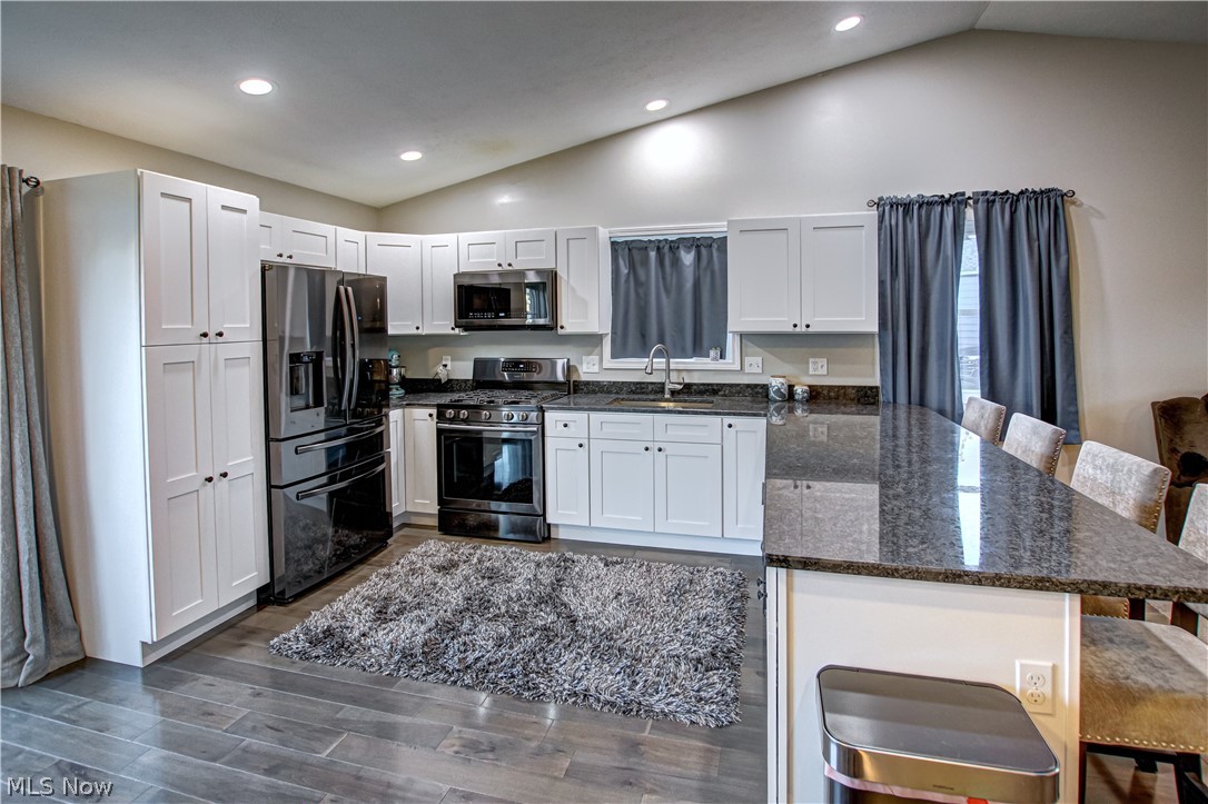 Alley/Fairlawn Sub - Residential