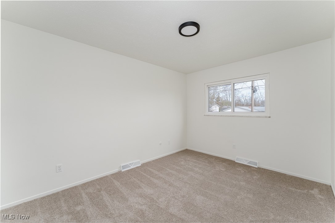 1191 Lloyd Avenue, Aurora, Ohio image 11