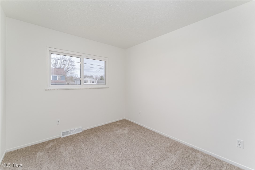 1191 Lloyd Avenue, Aurora, Ohio image 13